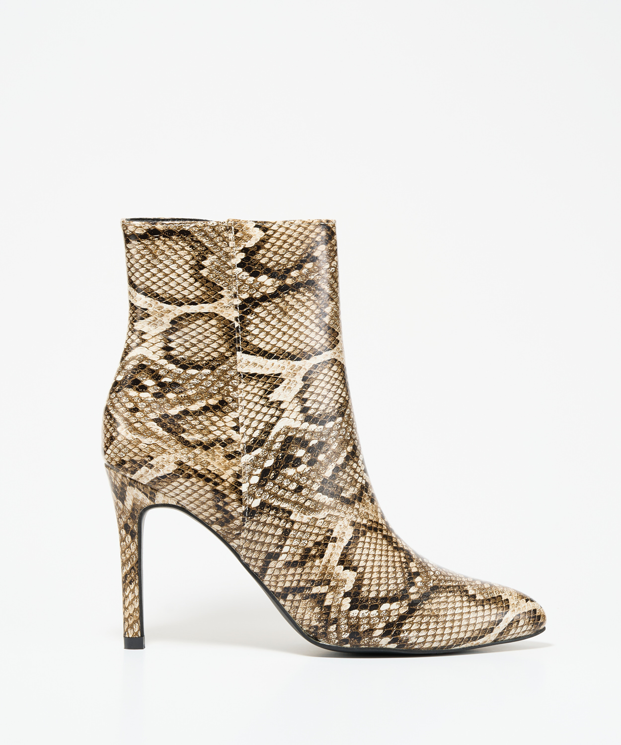 Botín tacón fino image number null